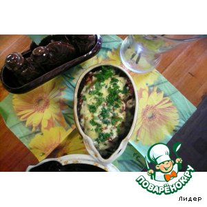 Рецепт Сочная свинина с фасольюи грибами под сыром