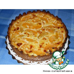 Рецепт Киш Лорен с персиками и сыром бри