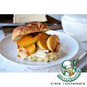 Рецепт Бутерброд с сыром и карамельным яблоком