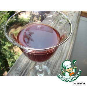 Рецепт: Вишнeвая (ягодная) наливка без добавления спирта, слабоалкогольная