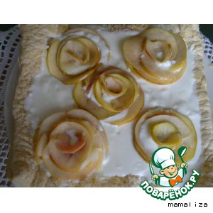 Рецепт: Тарт с яблочными "розами" и сливочным кремом