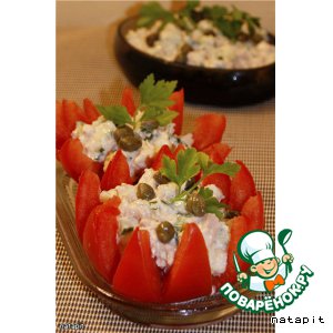 Рецепт Помидоры, фаршированные салатом из тунца и каперсами