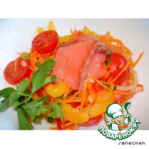 Рецепт Салат из овощей с лососем