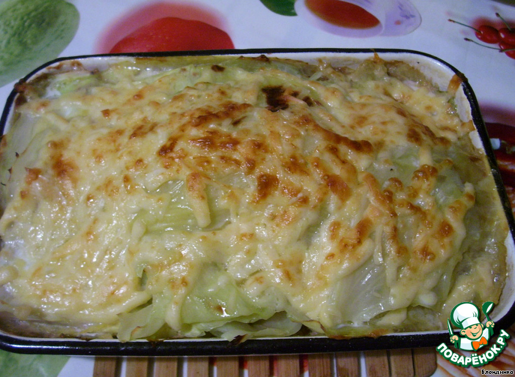 запеканка из капусты с фаршем. капустная лазанья. лазанья из капустных листьев. лазанья из капусты с фаршем. лазанья из капусты.