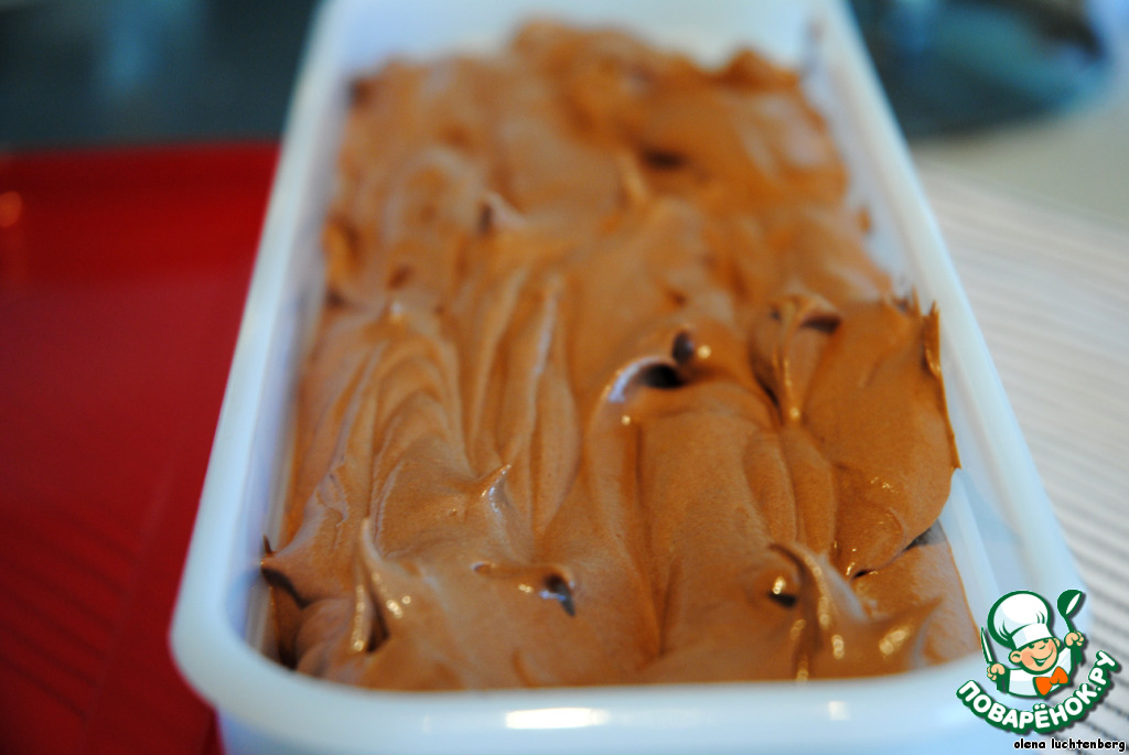 Ice cream chocolate mousse