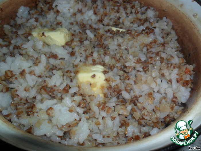 каша гречневая с рисом. гречневая перловая рисовая крупа. риса гречневой каши. каша рис с гречкой. риса гречневой каши.