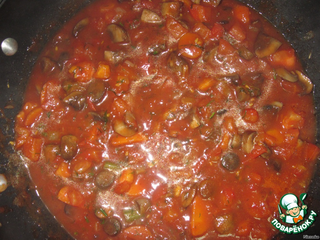 маринованные грибы в томатном соусе. соус томатный с грибами. свинина поджарка с грибами. соус томатный с грибами. соус томатный с грибами.