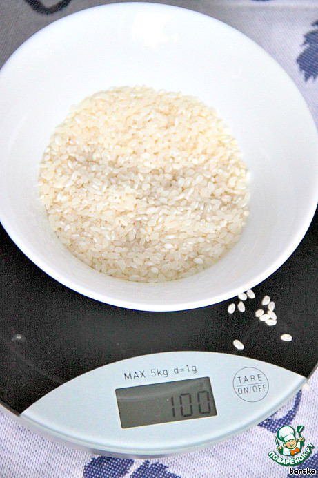 Сколько грамм в отварном рисе. 100 Грамм риса. 100 Г рисовой крупы. 100 Г вареного риса. 200гр вареного риса.