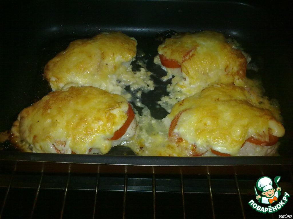 Отбивная из куриного филе с помидорами и сыром – кулинарный рецепт