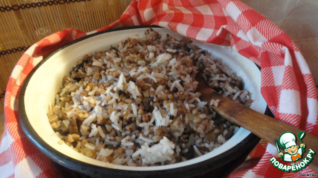 Каша рис с гречкой. Рисово гречневая каша. Каши рисовые ,гречка. Гречневые хлопья с грибами. Гречка с рисом вместе.