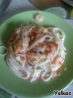 Спагетти с морепродуктами и овощами Перец сладкий