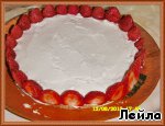 Торт с клубникой и муссом из белого шоколада - White Chocolate Strawberry Mousse Cake 