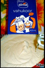 Крем-чиз со сгущенкой для торта, 7 рецептов с фото