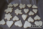      / Shortbread Cookies with Royal Icing 