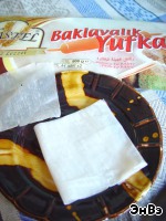 Корзиночки из теста фило сыром фета и шпинатом - рецепт с фото на Хлебопечка.ру