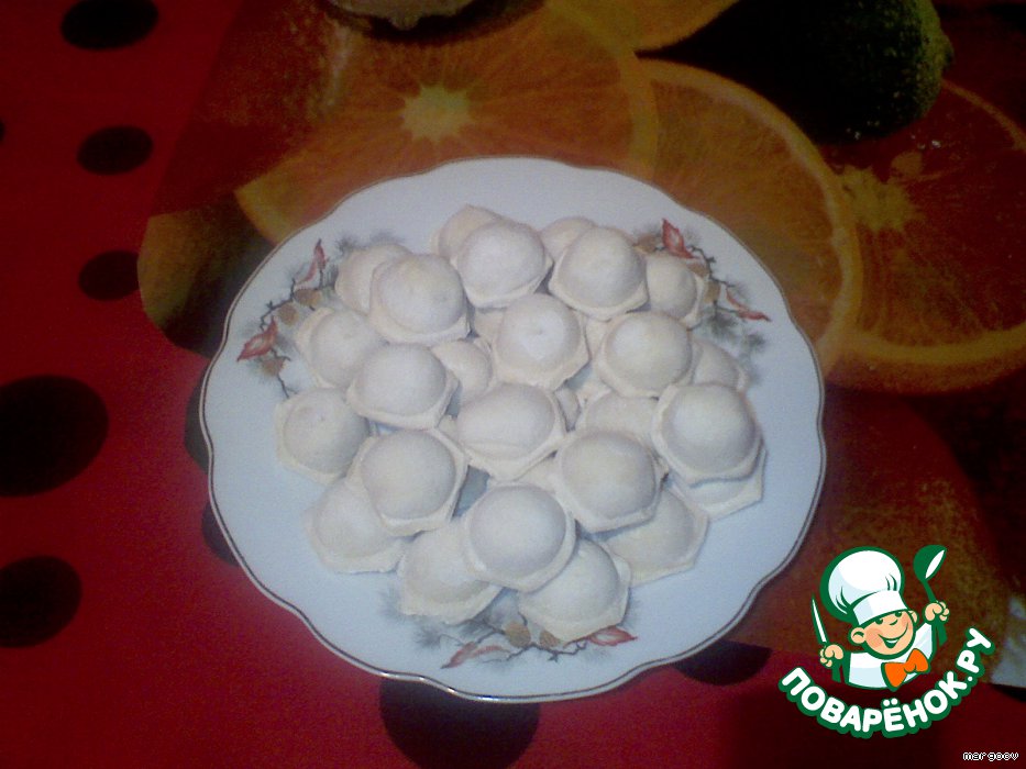 Пельмени по домашнему. Пельмени с начинкой из овощей. Как сделать куриные пельмени. Пельмени аппетитные. Как сделать куриные пельмени.